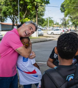 Rafael Brito conquista aprovação de projeto que amplia inclusão de estudantes com autismo nas escolas