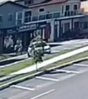 Vídeo mostra momento exato da queda de avião no litoral do RS