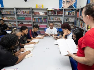 Estado abre mais de 600 novas vagas para Educação de Jovens e Adultos