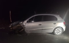 Colisão entre carro e moto em Anadia deixa vítimas feridas