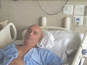 Queiroz informa ao MP que está internado no Albert Einstein, em São Paulo