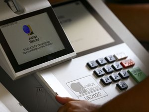 O que esperar das eleições após eras de repórteres policiais, integrantes da segurança e juristas