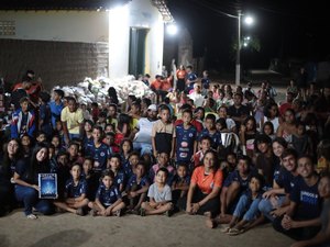 Atletas do Futuro mobiliza comunidade e beneficia centenas de famílias em grande ação social