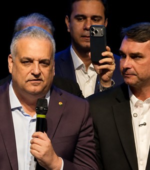 Gaspar lamenta ausência de Bolsonaro e diz ser 'soldado para o Nordeste'
