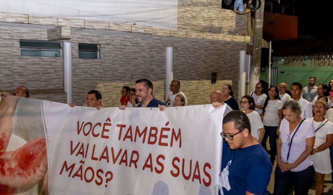 Leonardo Dias em caminhada contra aborto: 'precisamos fazer nossas vozes serem ouvidas'