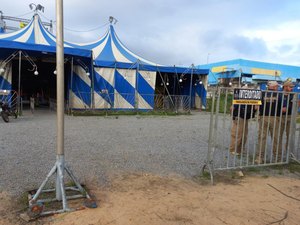 Circo sem alvará é interditado por suspeita de documentação falsa