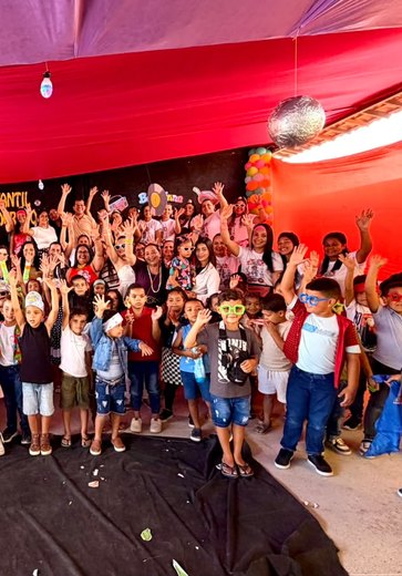 Edilza Alves visita escolas durante Semana das Crianças em Lagoa da Canoa