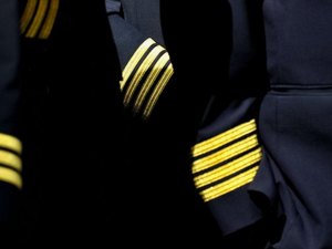 Pilotos e comissários entram em estado de greve na véspera do fim de ano