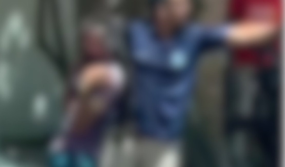 Suspeito de assediar mulheres é agredido por populares após ser detido pela Guarda Municipal em Arapiraca