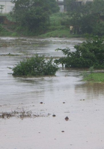 Defesa Civil monitora rios de Alagoas após chuvas intensas; risco de transbordamento preocupa