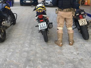 Suspeitos de receptação de veículos roubados são presos pela PRF