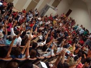 Professores da Universidade Federal de Alagoas decidem suspender greve