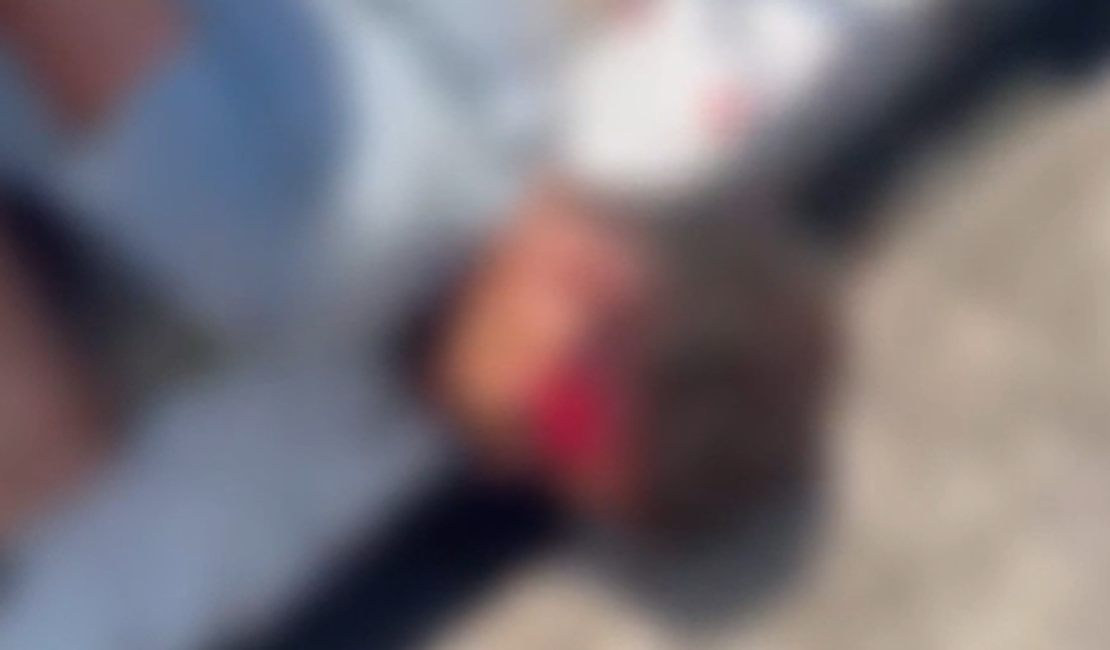 Suspeito sofre traumatismo craniano após ser espancado por populares em Arapiraca