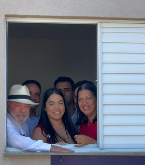 Ao lado de JHC e Paulo Dantas, Lula entrega moradias e comemora marco do Minha Casa, Minha Vida