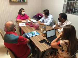 Tereza Nelma se reúne com Pró-Reitor da Ufal e diretor-presidente da Fundepes