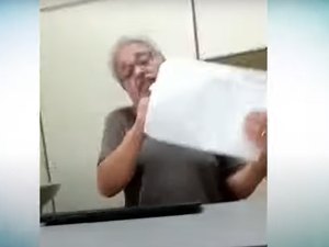 Médico se recusa a usar máscara durante consulta: ‘Vai cozinhar seus miolos’