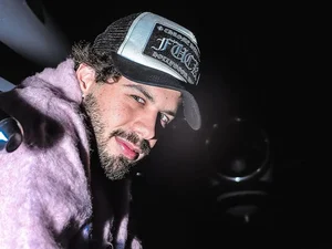 Zé Felipe intimida influenciador que deu em cima de Ana Castela