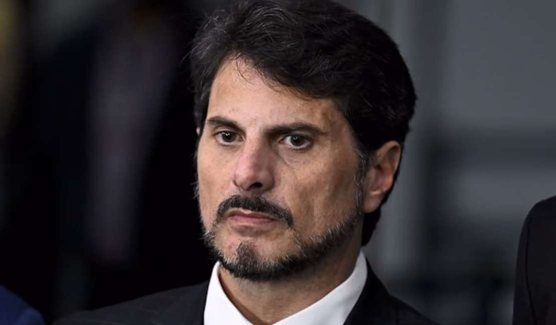 Marcos do Val é alvo de operação da Polícia Federal e passa a usar tornozeleira eletrônica