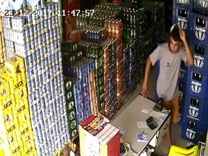 [Vídeo] Câmeras de segurança flagram assalto a depósito de bebidas no interior