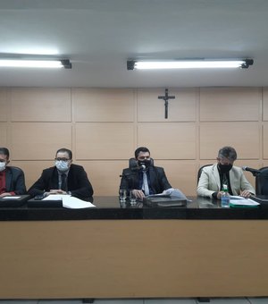 Thiago ML solicita ao prefeito Luciano Barbosa a revisão da tabela dos servidores da educação