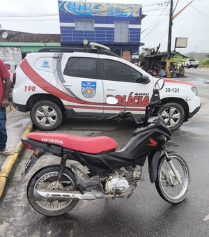 Veículo furtado é achado abandonado em Matriz de Camaragibe