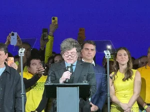 Após ofensas de Milei a Lula, Itamaraty chama embaixador para consulta