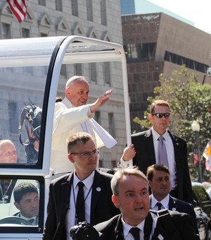 Papa Francisco revela ter sofrido tentativas de assassinato