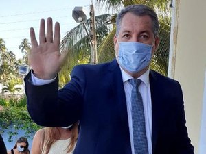 Henrique Vilela é empossado prefeito de Porto de Pedras para mais quatro anos