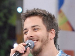 Junior Lima passa por cirurgia de emergência: 'Está osso'