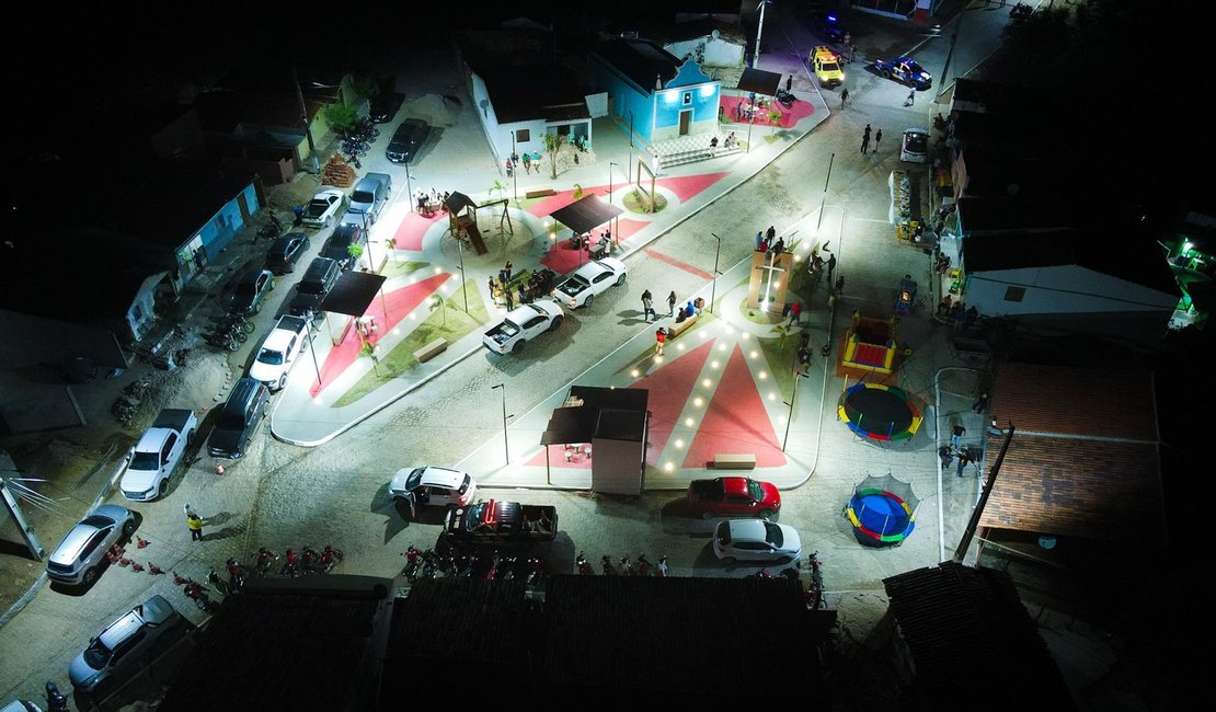 Povoado Bengo recebe pavimentação, praças e escola construída do zero pela Prefeitura