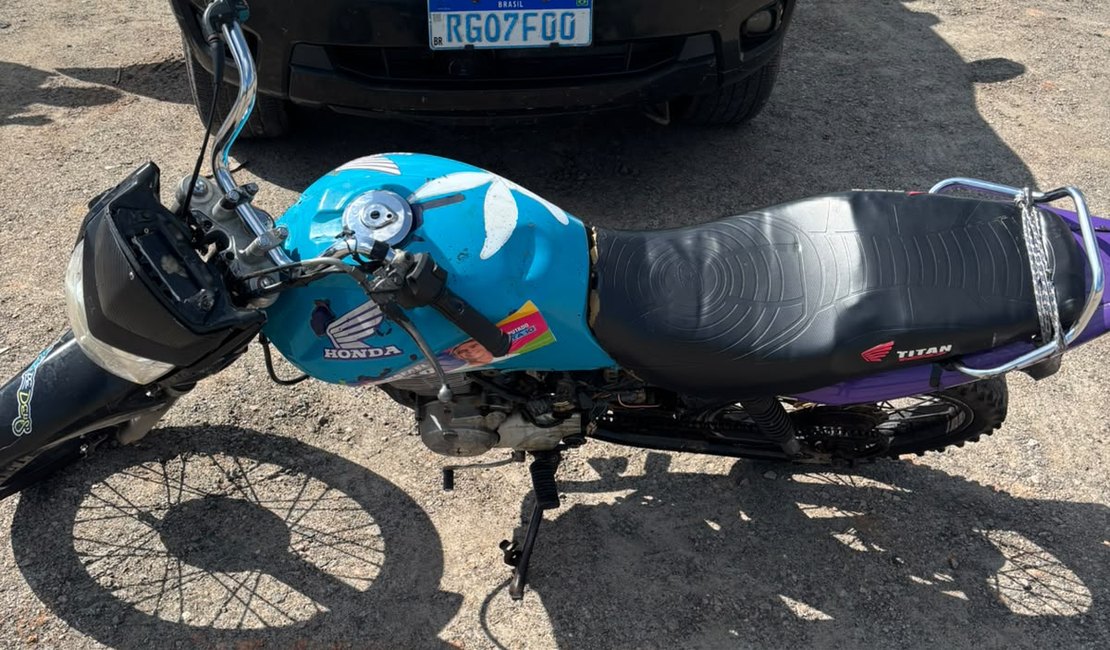 Homem é preso por irregularidades em motocicleta no município de Jundiá