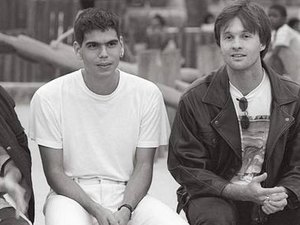 Livro da discografia da Legião Urbana traz os dilemas, dúvidas, companheirismo e brigas da banda