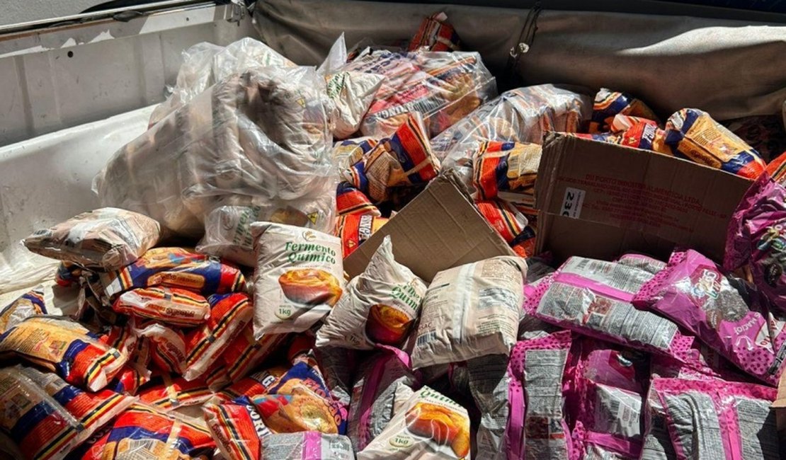 Vigilância Sanitária apreende 580 kg de produtos fora do prazo de validade no Jacintinho