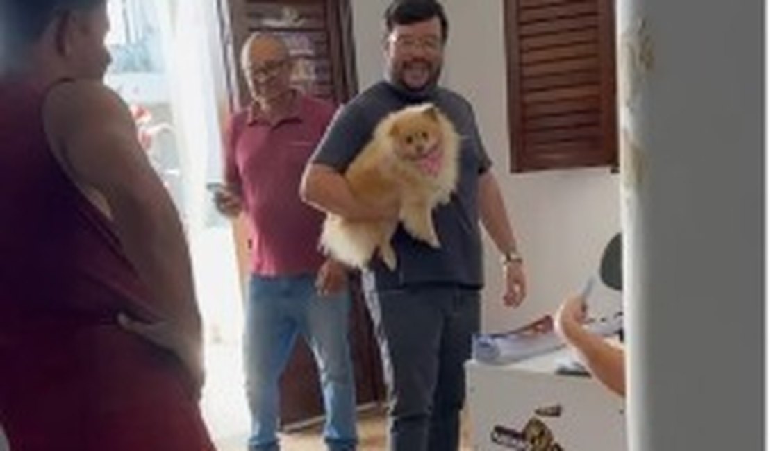 Cadela Love é devolvida à família, em Arapiraca