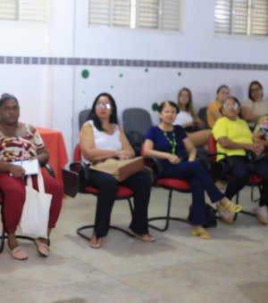 Creche Segura promove orientações de primeiros socorros para servidores de Maceió