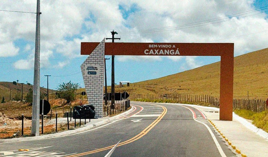 Prefeita de Porto Calvo anuncia inauguração da pista do povoado Caxangá