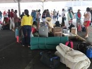 Manifestantes contra o impeachment montam acampamento em Brasília