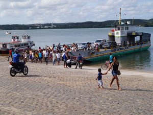 Travessia de balsa entre Penedo e Neópolis está mais cara