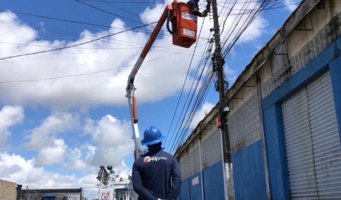 Arapiraca iluminada avança com substituições de 1500 luminárias nos bairros Brasília a e Primavera