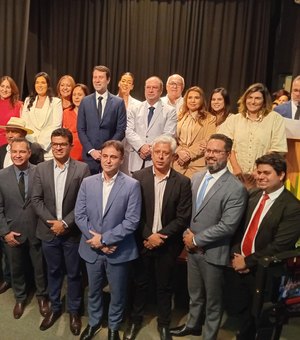 [Vídeo] Mesmo mantendo a base, Luciano Barbosa consegue mudar a 'cara' de sua equipe de trabalho