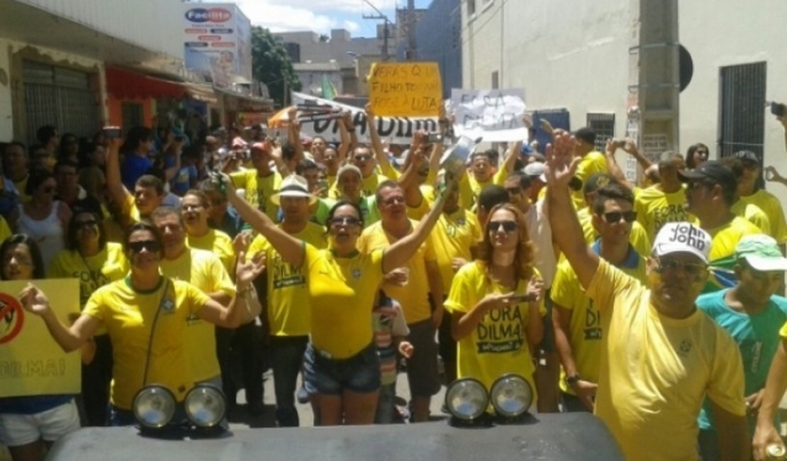 ?Inevitável?, diz Movimento Brasil sobre o impeachment; votação é acompanhada no Alagoinhas