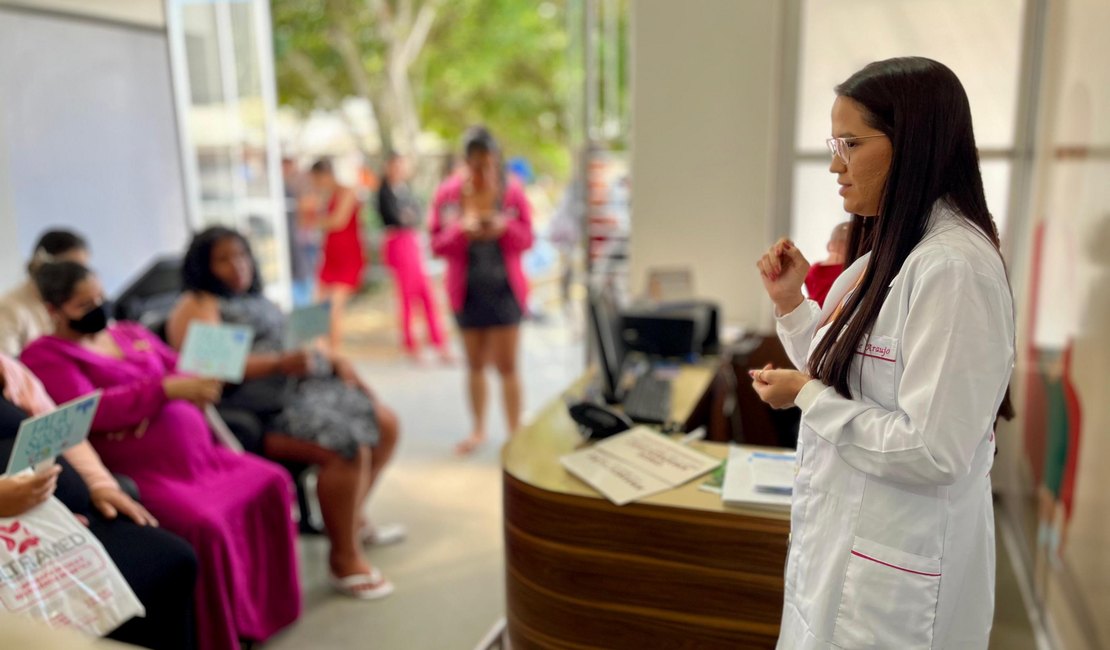 Unidade do Pré-Natal de Alto Risco conscientiza gestantes sobre aleitamento materno no HEA