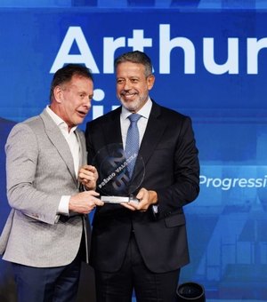 Arthur Lira recebe o Prêmio Valoriza Parlamento e integra lista dos deputados mais influentes de 2025