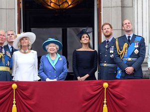 De onde sai o dinheiro da família real britânica?