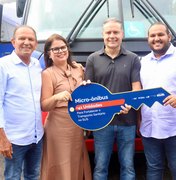 Matriz de Camaragibe recebe novos micro-ônibus para reforçar frota e atendimento da Saúde