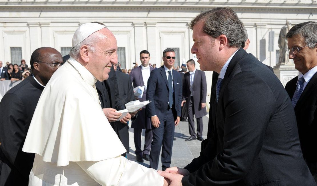 Marx Beltrão busca apoio do Papa para reforçar turismo religioso