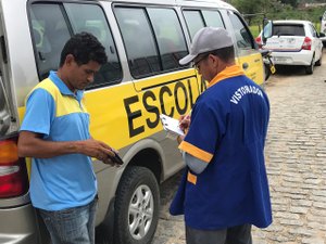 MPE realiza fiscalização em veículos escolares nos municípios alagoanos