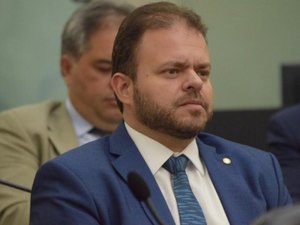 Projeto de Lei de autoria do deputado Léo Loureiro que assegura certidões de Registro Civil em Braille