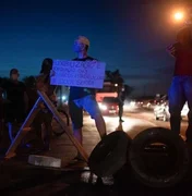 População protesta após falha no fornecimento de energia no Amapá