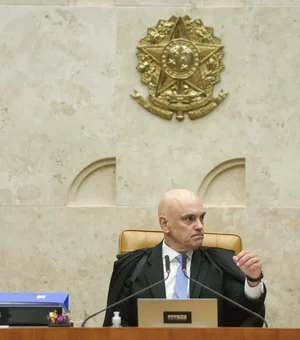 Moraes autoriza que familiares visitem Bolsonaro e aliados na prisão